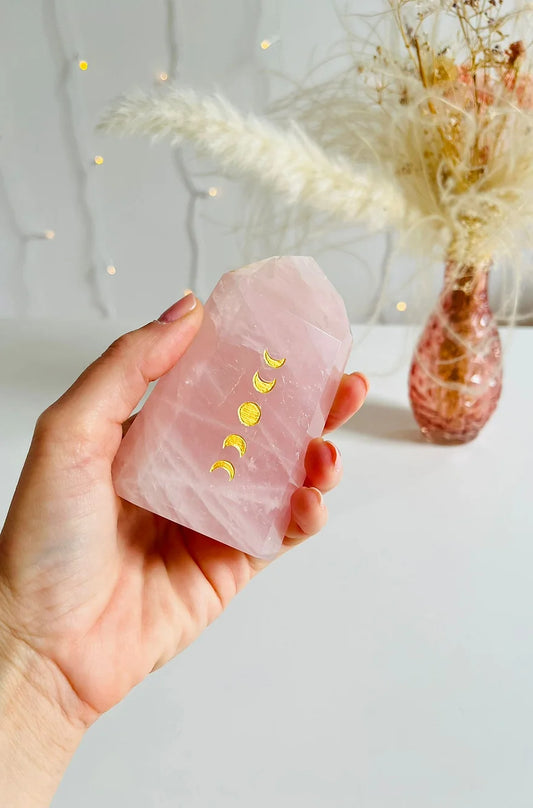 Rose Quartz: Meaning & Healing Properties Of This Beautiful Pink Crystal